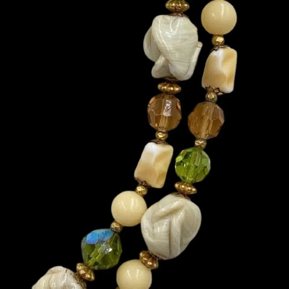 Vintage Signed Regency Jewelry Art Glass Bead Necklace